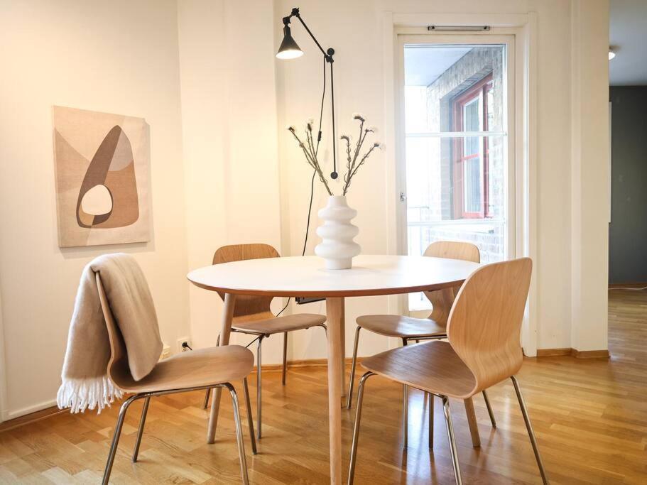 Live In A Stylish Home In The Center Of Oslo Ngoại thất bức ảnh
